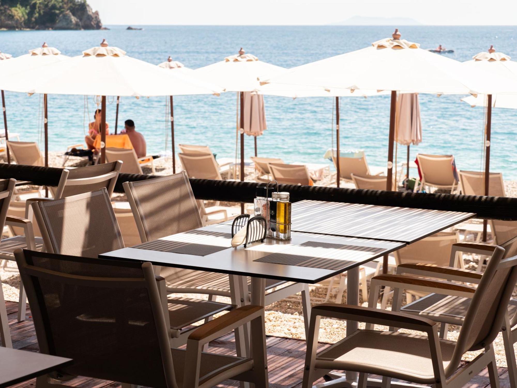 Nia Boutique Hotel By Rapo'S Resort ฮีมาเรอ ภายนอก รูปภาพ